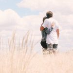 Dating Coach: Χιλιάδες ευρώ για αγάπη; Τι υπόσχεται αυτή η τάση;